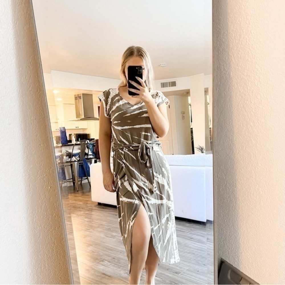 Young Fabulous and Broke Brown White Tie-Dye Wrap Dress Linen Blend Size Small